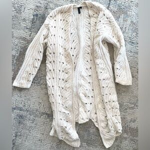 Moon & Madison knit cardigan sweater size small